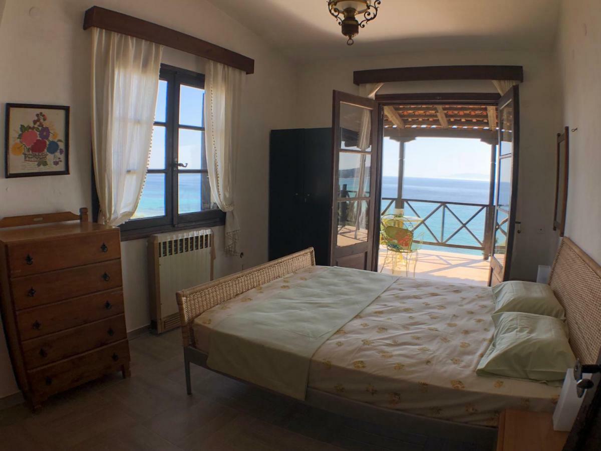 Вілла Unique Sea View House Каландра Екстер'єр фото